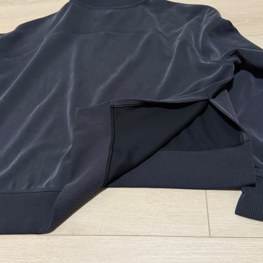 lululemon athletica Softstreme Charcoal Turtleneck Pullover - Picture 7 of 8